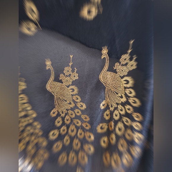 🆕 Black and gold and silver color Peacock 21x 65 in. - Picture 2 of 5